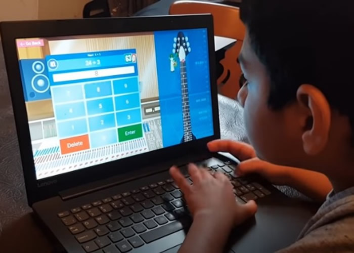 英国10岁神童Nadub Gill在网上数学比赛中一分钟极速运算解出196条数学题