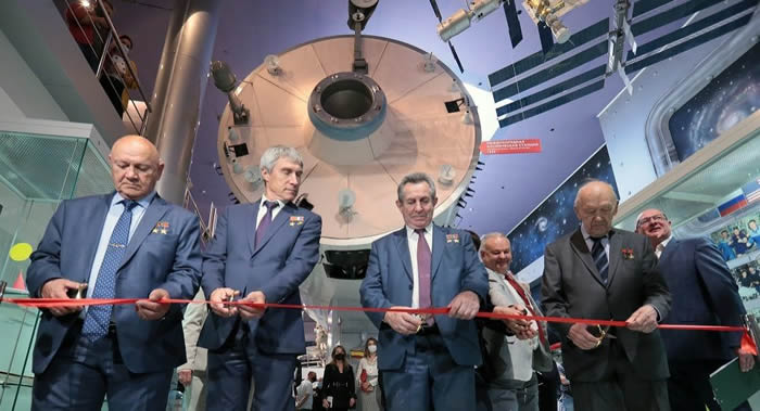 美国NASA曾强迫俄罗斯参加国际空间站计划 而不是建立“和平二号”空间站