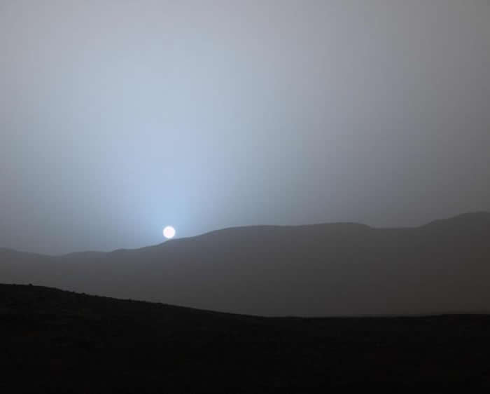 NASA“勇气号”火星探测器在2005年拍摄的火星日落