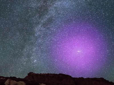 《天体物理学杂志》：仙女星系气体“光晕”与银河系气体“光晕”发生碰撞