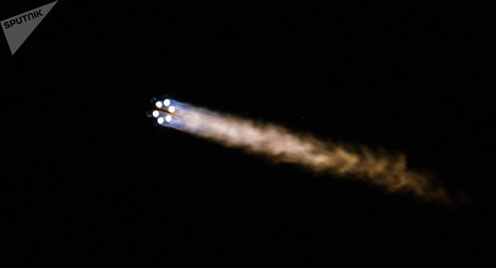 俄罗斯“快车-80”远程通信卫星受损 可能是遭到太空垃圾撞击