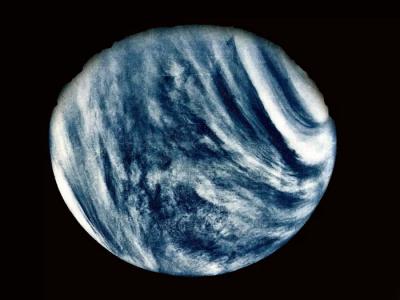 研究称微生物生命可以在金星的大气层中生存