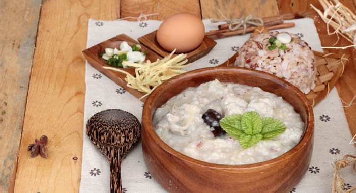 俄罗斯营养学家指出不正确的早餐：速食谷物粥和泡着牛奶或果汁的麦片