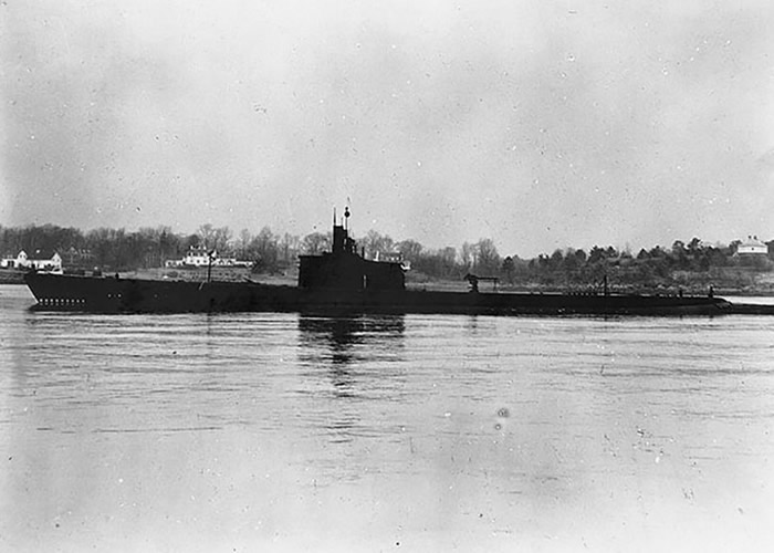 沉船或是美军潜艇“格伦迪亚号”。