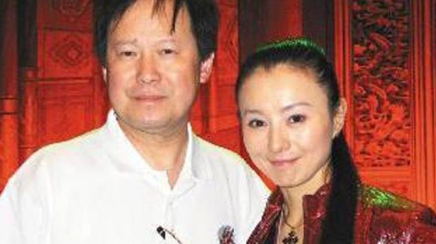 李赛凤老公是是谁 前夫自曝捉奸她和自己的干儿子在床