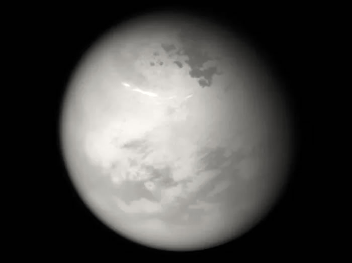 化学元素分析发现土卫六可能拥有组成生命的关键成分——水