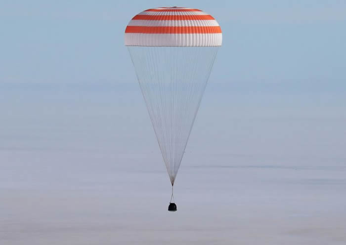 “联盟MS-16”号飞船离开国际空间站返回地球 在哈萨克斯坦着陆