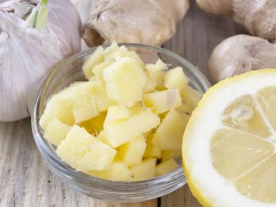 俄罗斯医生：借助柠檬、大蒜和洋葱可以快速增强人体免疫力只是一个神话
