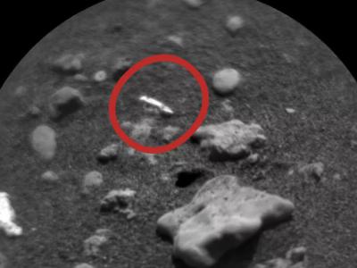 科学家在Twitter上分享和讨论了“好奇号”观测到的一些奇怪火星岩石