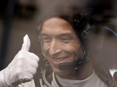 国际空间站俄罗斯宇航员需要打开一个封闭11年的舱门才能进入开放太空