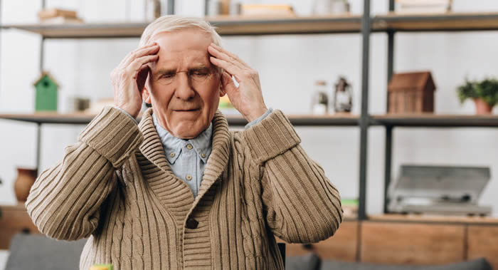 《医学快报》杂志：焦虑加剧的老年人患阿尔茨海默氏病的风险较大