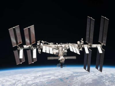 国际空间站宇航员凯特·鲁宾斯太空发文庆祝感恩节