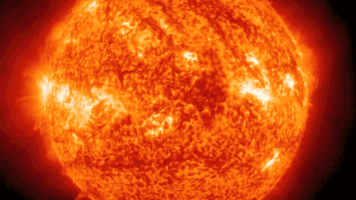 科学家将几十年来对太阳大气层拍摄的镜头浓缩成47分钟视频 展示大规模太阳活动