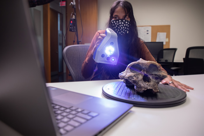加拿大多伦多大学利用3D扫描技术建立人类学虚拟实验室
