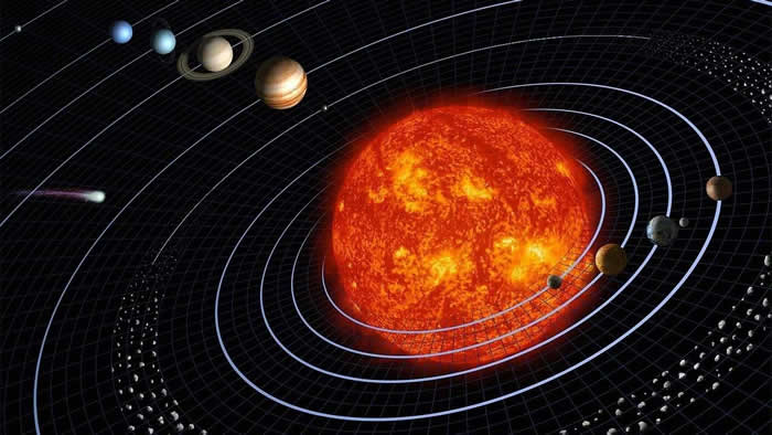 太阳系中最大的两颗行星--土星和木星将跟水星一起在夜空中相互靠近
