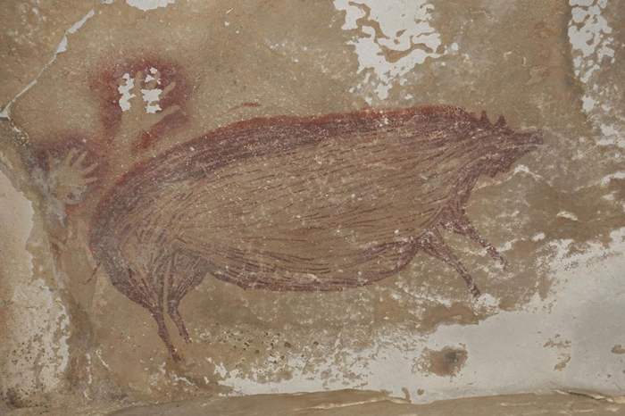 这幅洞穴壁画中大得惊人的猪可能反映出古代艺术家的首要狩猎目标。 MAXIME AUBERT