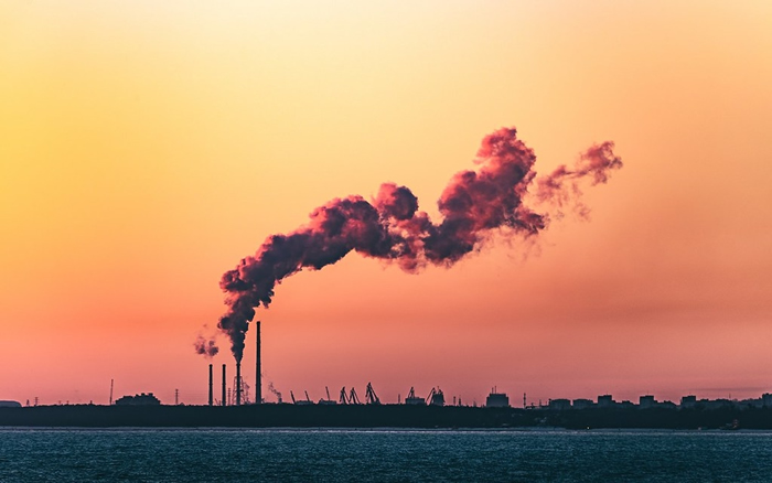 国际能源署IEA：2020年全球二氧化碳排放量因疫情降6% 但如今已强势回弹