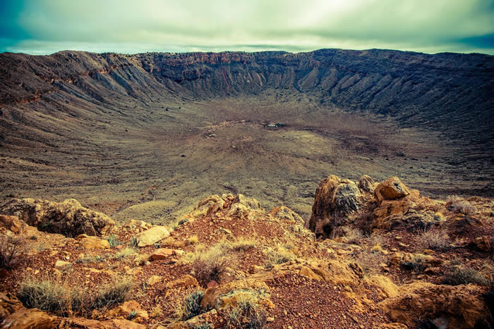 科学家发现地球上最古老的陨石坑实际上是正常地质作用的结果