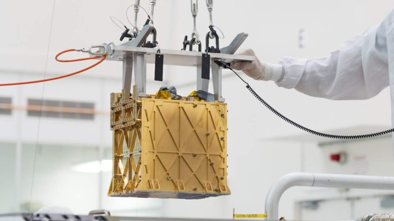 美国宇航局“毅力号”火星车首次制造“火星氧气”：仅5克 宇航员可呼吸10分钟