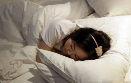 脖子睡落枕怎么办?有什么好的方法可以快速治愈吗?
