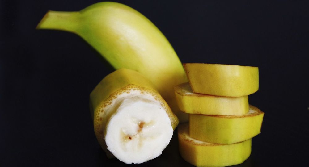 三种含钾量比香蕉多的食物：鳄梨、菠菜和红薯