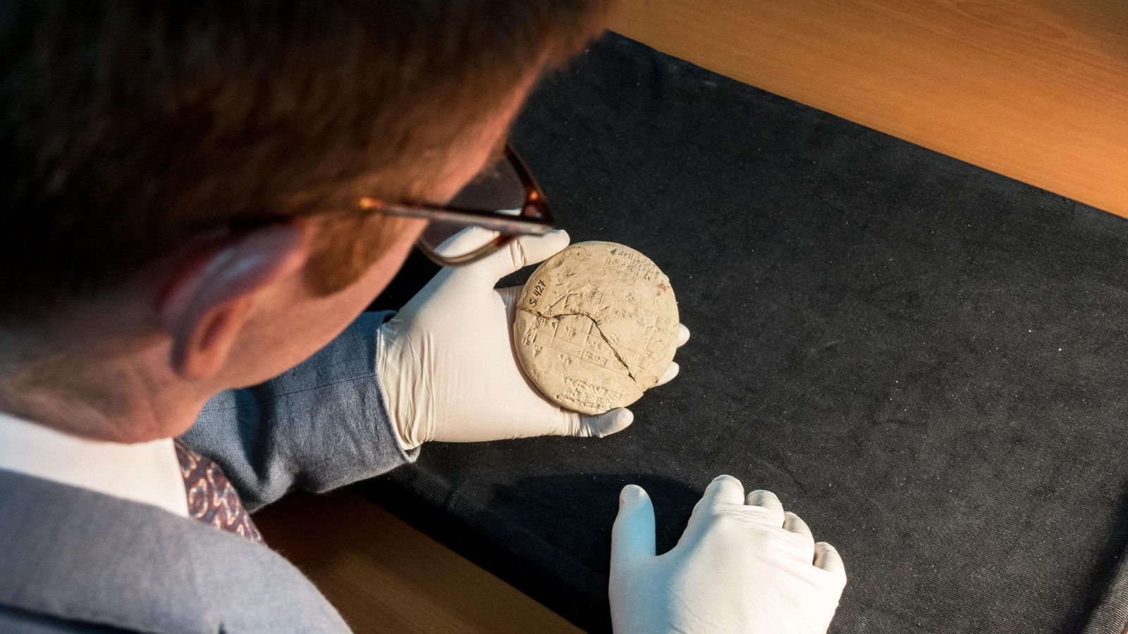 土耳其伊斯坦布尔博物馆3700年历史泥板揭示应用几何学的起源