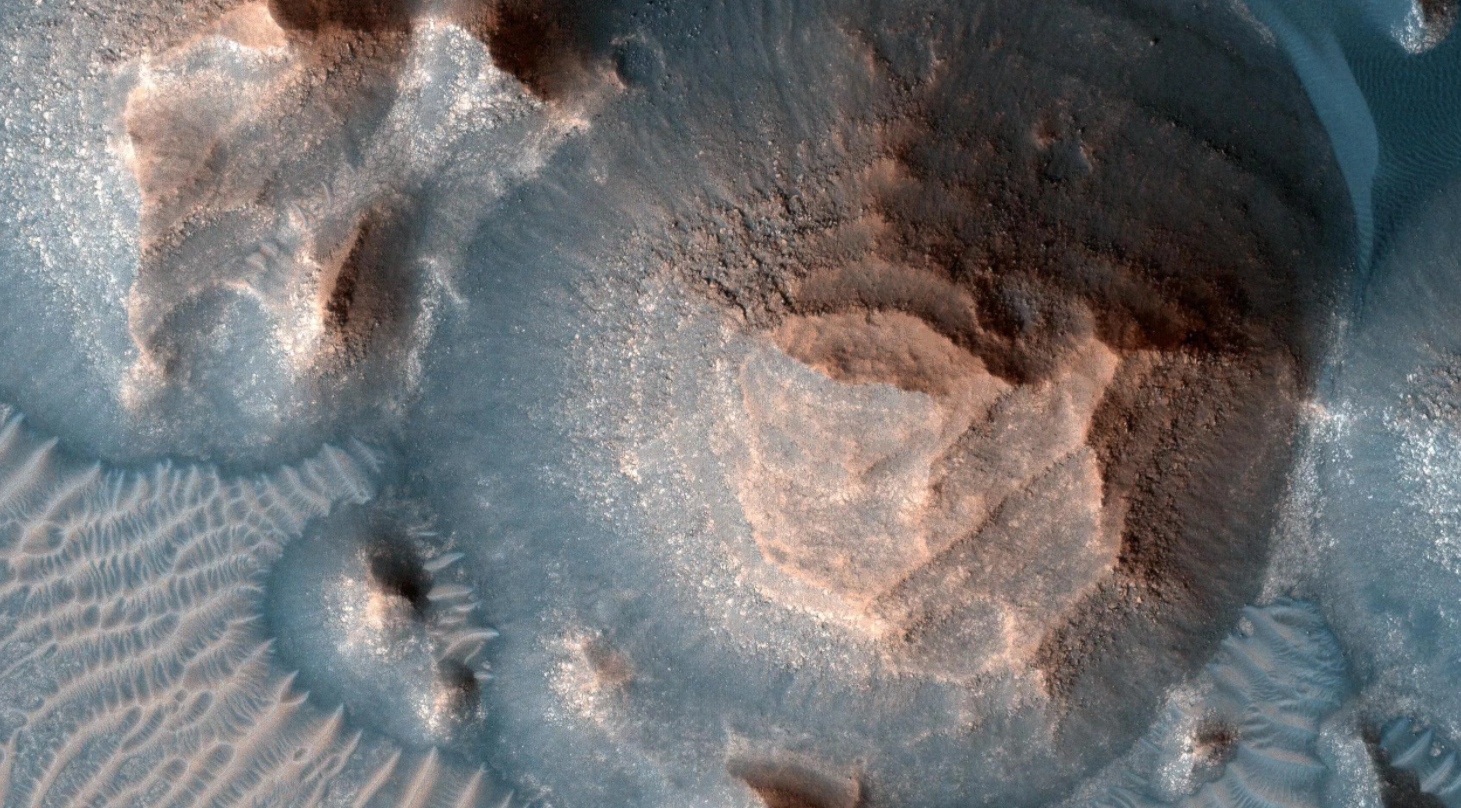 美国宇航局（NASA）科学家正在调查火星上的超级火山喷发