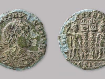 英国修路工人发现铁器时代的房屋地基和罗马硬币