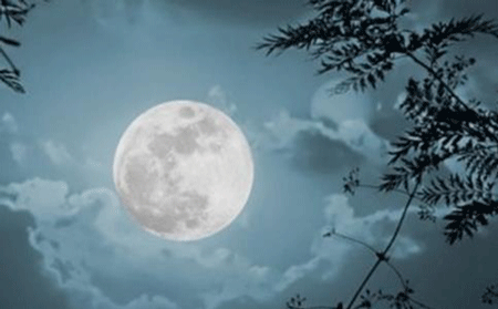 月球真的是空心的吗?为什么说月球是空心的?