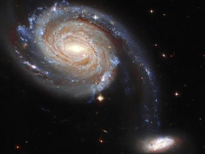 哈勃太空望远镜展示飞马座一对相互作用的奇特星系Arp 86