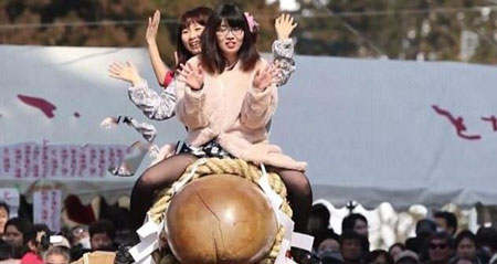 揭秘日本独有的“阴茎节”由来 现场画面好污