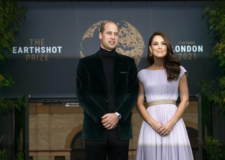 威廉王子（左）与妻子凯瑟琳（右）出席为地球奋斗奖颁奖典礼。（Getty Images图片）