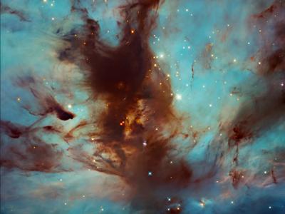 哈勃太空望远镜拍摄的猎户座火焰星云NGC 2024