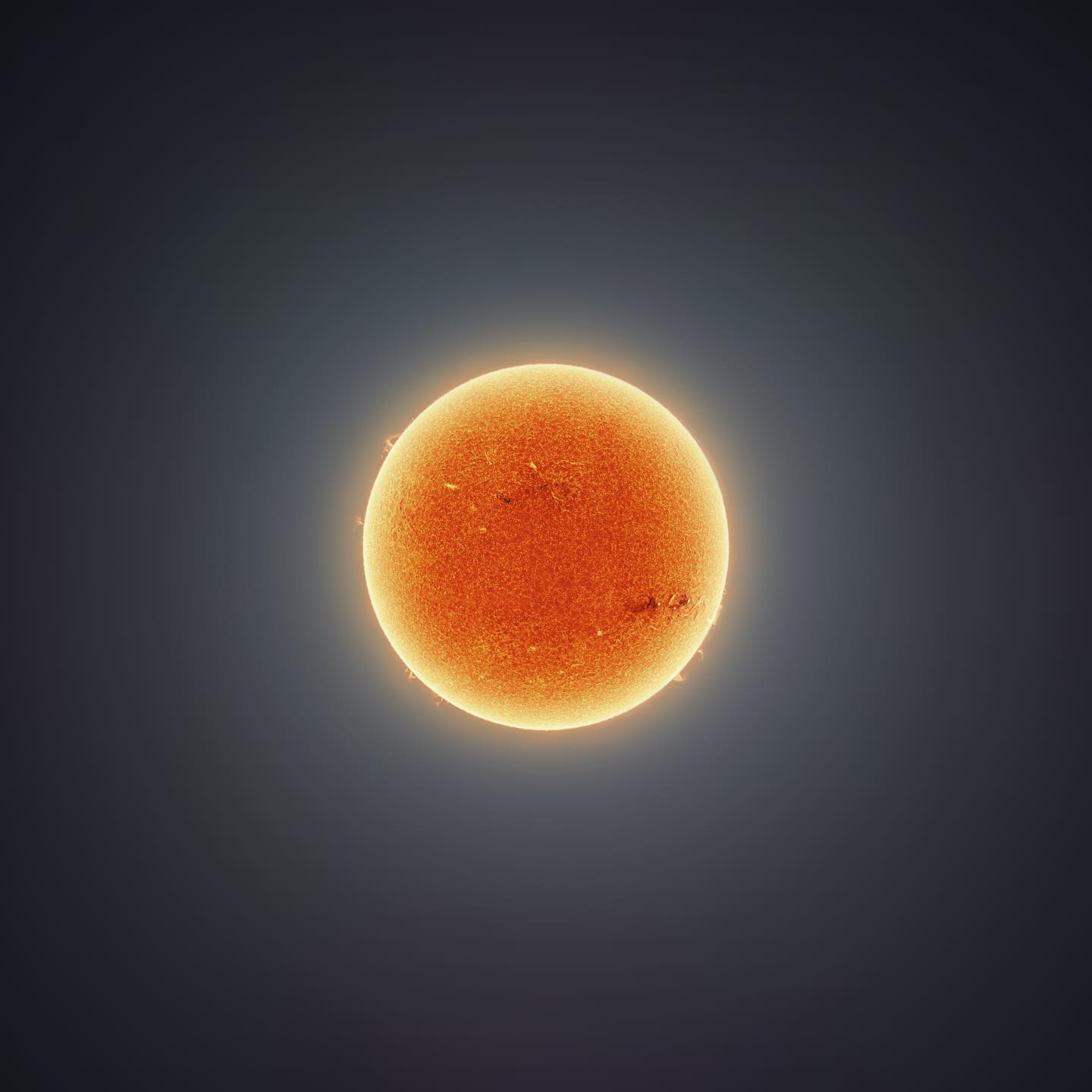 天体摄影家Andrew McCarthy发布一系列新太阳照片