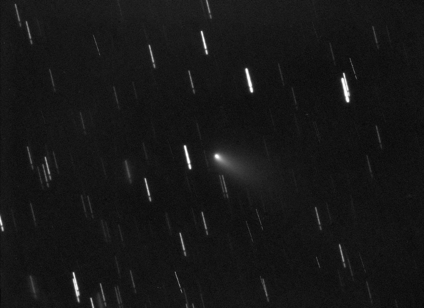 今年第一颗长周期彗星C/2021 A1 Leonard将于本月12日通过地球 黎明时分位于天蝎座