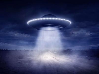 遭外星人绑架 天空中出现奇怪飞碟！北爱尔兰2021年UFO目击事件明显增加