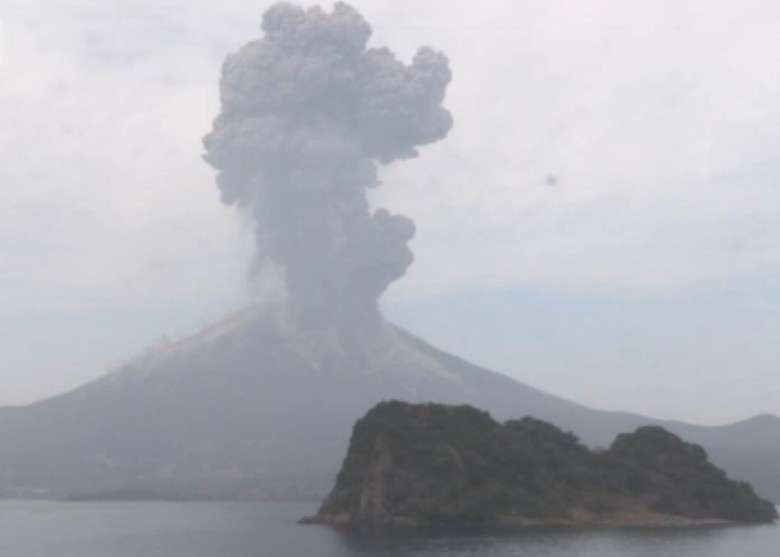日本九州鹿儿岛县樱岛火山再爆发 今年第4次