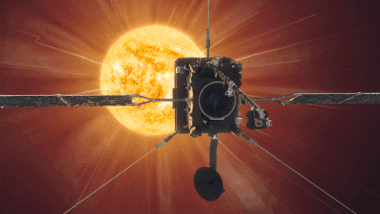 太阳轨道飞行器的最新图像以前所未有的细节展示了整个太阳