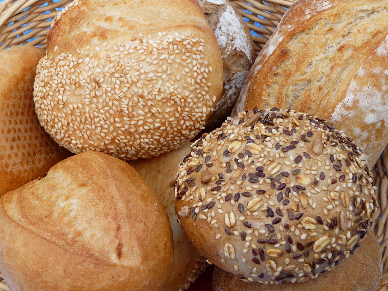 是什么让面包这种古老的主食“名声不佳”？