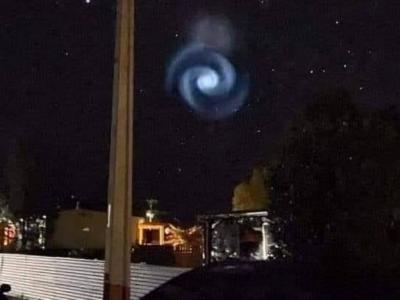 夜空中的螺旋状光线使新西兰的观星者们感到困惑和害怕