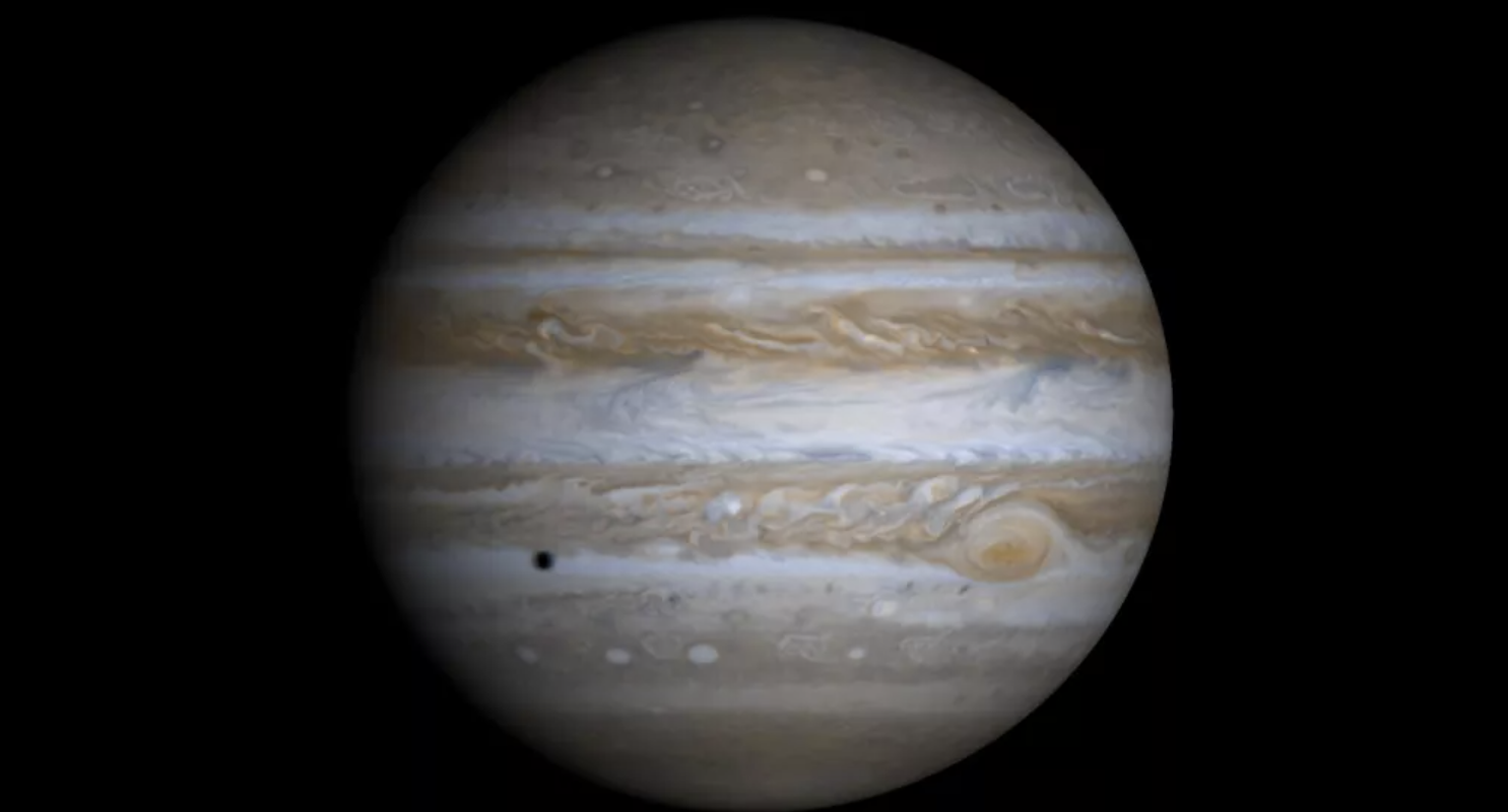 科学家发现木星的内部充满小行星的残骸
