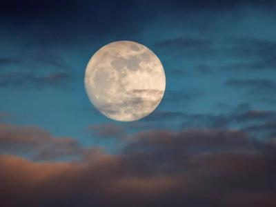 7月14日凌晨将出现今年最大超级月亮 满月地平高度14年来最低