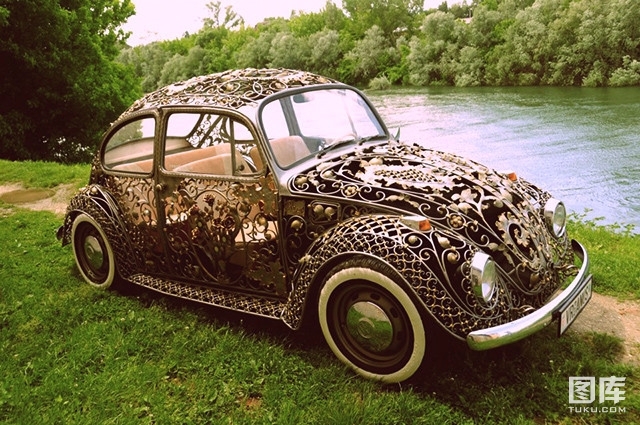 克罗地亚艺术家纯手工打造1970款复古甲壳虫(1)