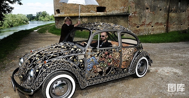 克罗地亚艺术家纯手工打造1970款复古甲壳虫(4)